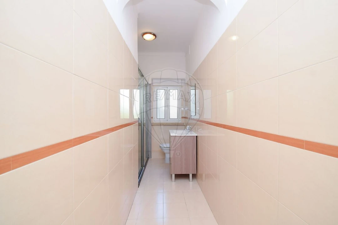 Apartamento T3 para Venda em São Domingos de Benfica Foto 13