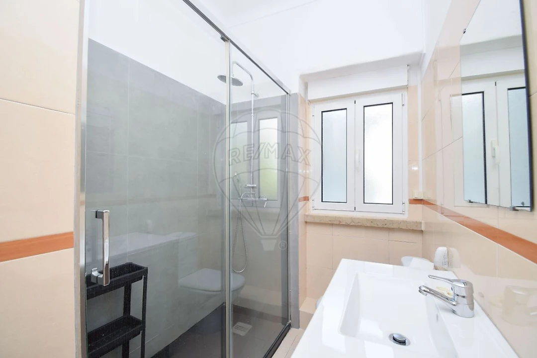 Apartamento T3 para Venda em São Domingos de Benfica Foto 14