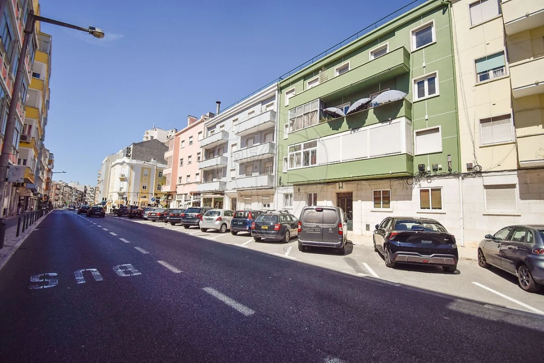 Apartamento T3 para Venda em São Domingos de Benfica Foto 28