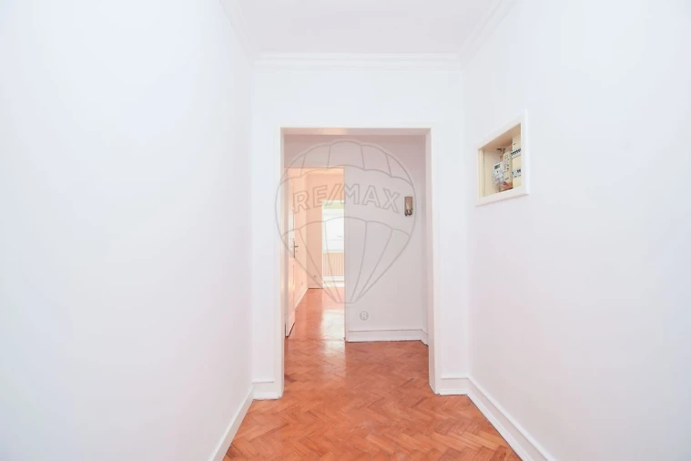 Apartamento T3 para Venda em São Domingos de Benfica Foto 15