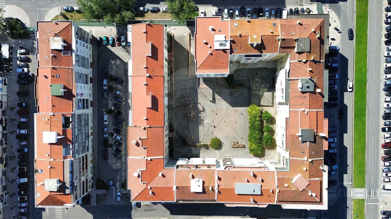 Apartamento T4 para Venda em Santa Maria, São Pedro e Matacães Foto 22