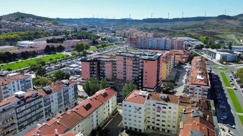 Apartamento T4 para Venda em Santa Maria, São Pedro e Matacães