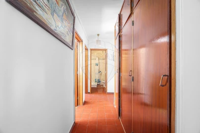 Apartamento T4 para Venda em Santa Maria, São Pedro e Matacães