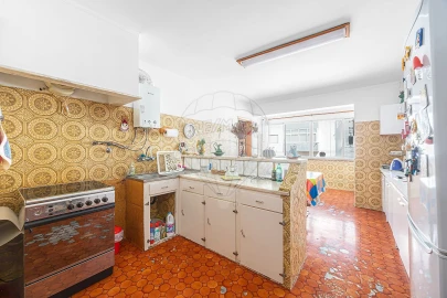 Apartamento T4 para Venda em Santa Maria, São Pedro e Matacães
