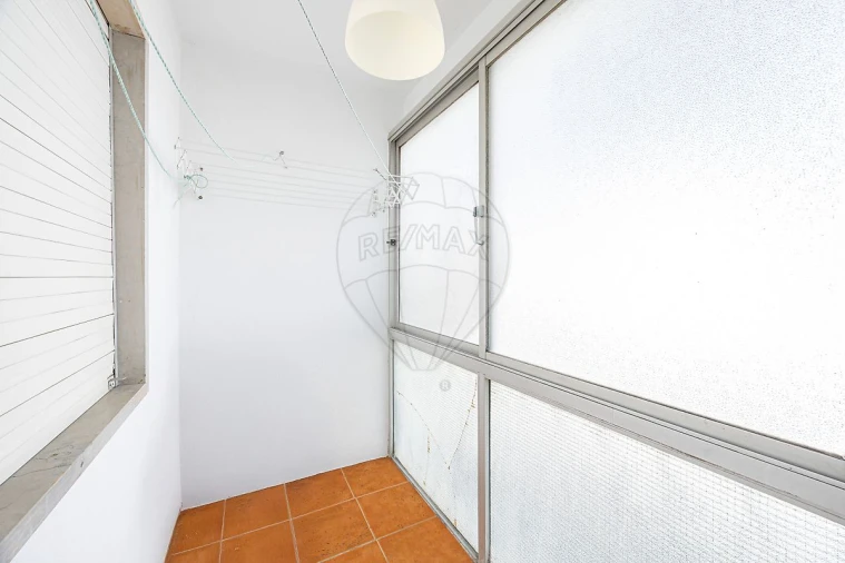 Apartamento T4 para Venda em Santa Maria, São Pedro e Matacães Foto 18