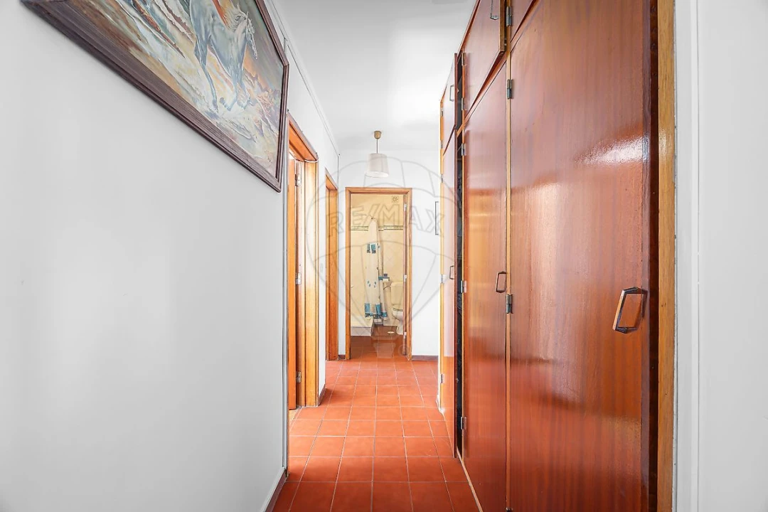 Apartamento T4 para Venda em Santa Maria, São Pedro e Matacães Foto 11