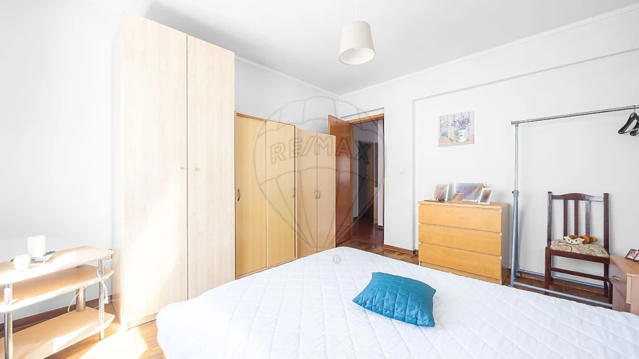 Apartamento T4 para Venda em Santa Maria, São Pedro e Matacães