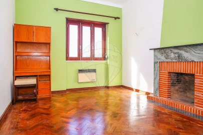 Apartamento T3 para Venda em Sobral de Monte Agraço