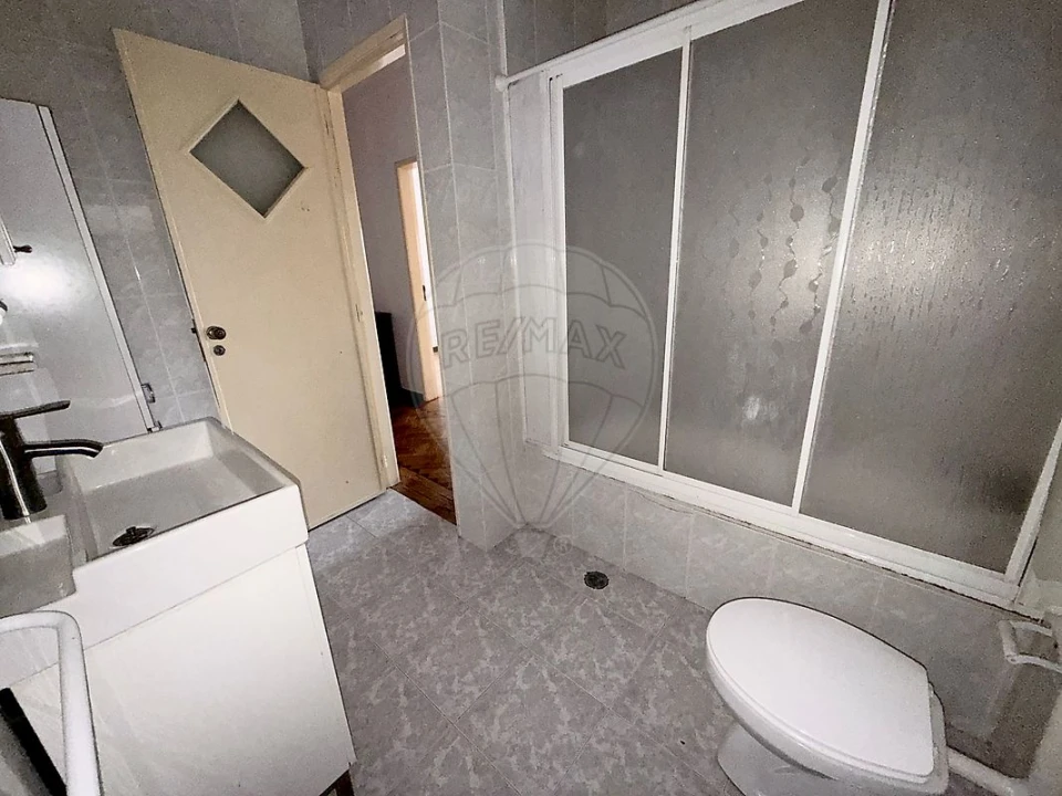 Apartamento T3 para Venda em Sobral de Monte Agraço Foto 15