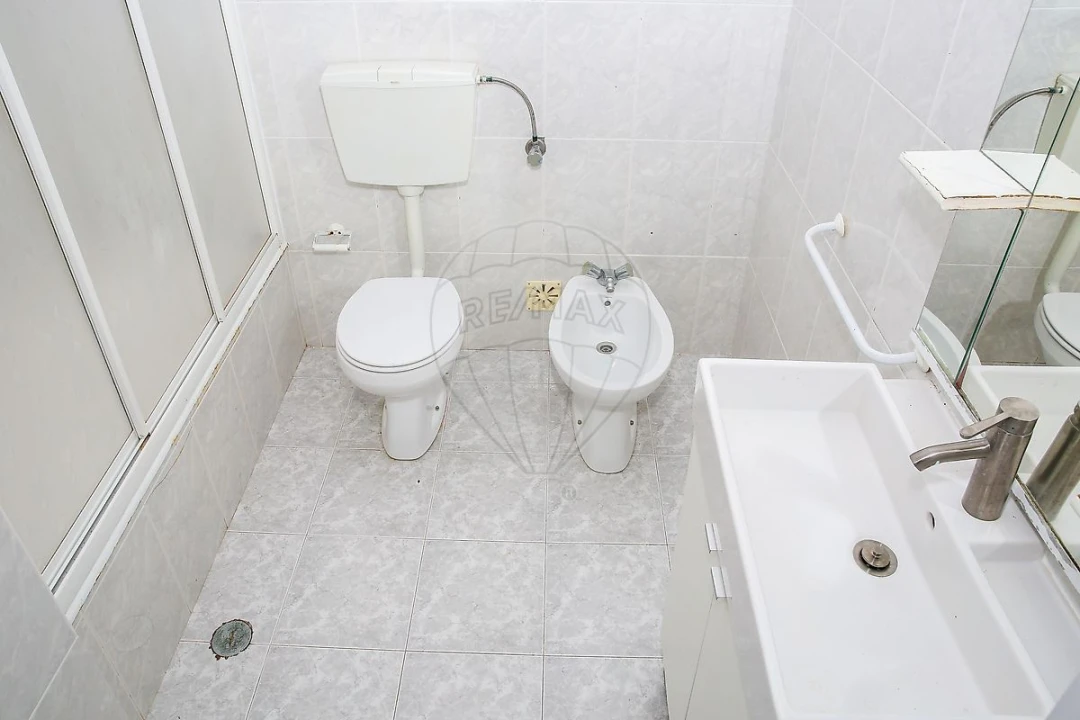 Apartamento T3 para Venda em Sobral de Monte Agraço Foto 28