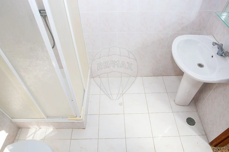 Apartamento T3 para Venda em Sobral de Monte Agraço Foto 21