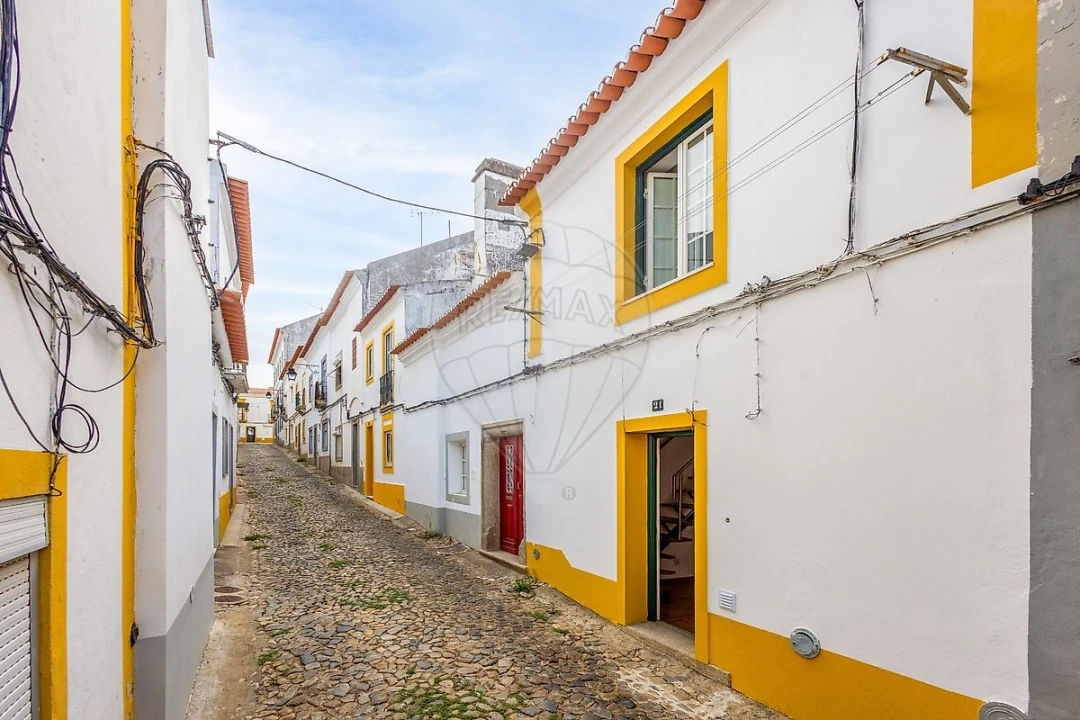 Moradia T2 para Venda em Évora (São Mamede, Sé, São Pedro e Santo Antão) Foto 3