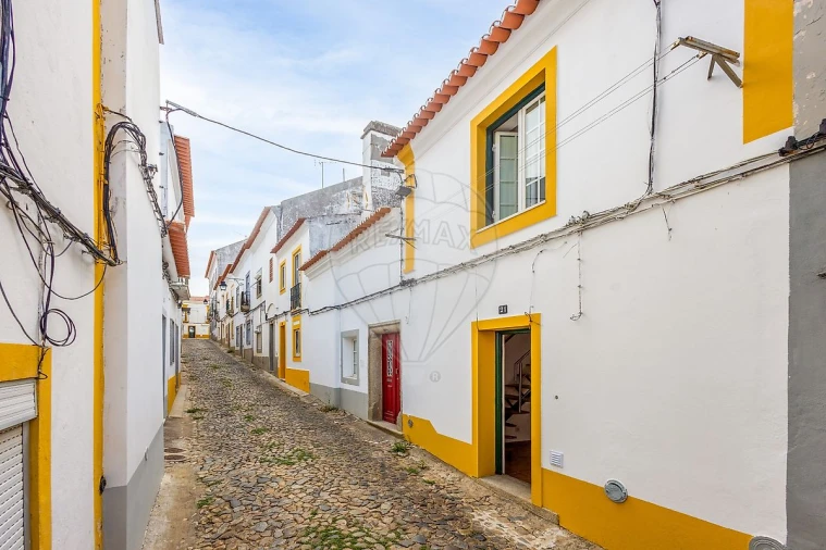 Moradia T2 para Venda em Évora (São Mamede, Sé, São Pedro e Santo Antão) Foto 3