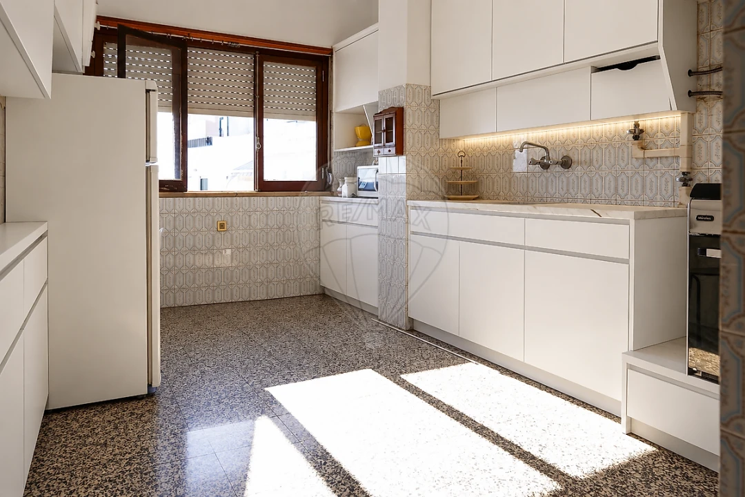 Apartamento T2 para Venda em Venteira Foto 21