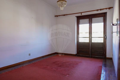 Apartamento T2 para Venda em Venteira