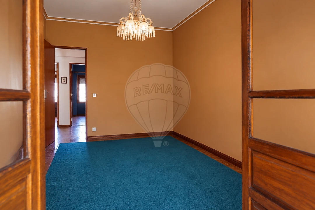 Apartamento T2 para Venda em Venteira Foto 7