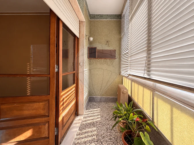 Apartamento T2 para Venda em Venteira Foto 6
