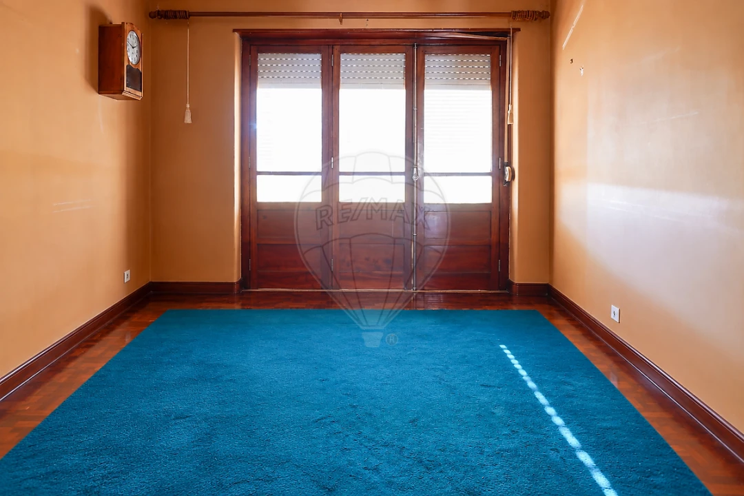 Apartamento T2 para Venda em Venteira Foto 2
