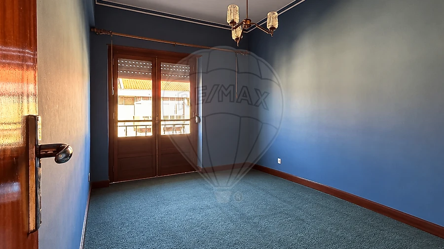 Apartamento T2 para Venda em Venteira