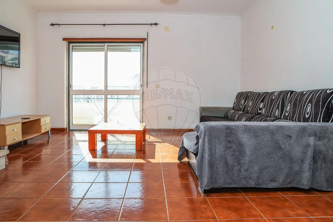Apartamento T2 para Venda em Carregado e Cadafais Foto 5