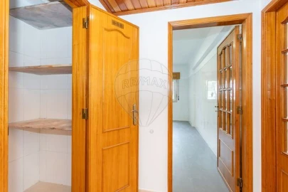 Apartamento T3 para Arrendamento em Cacém e São Marcos
