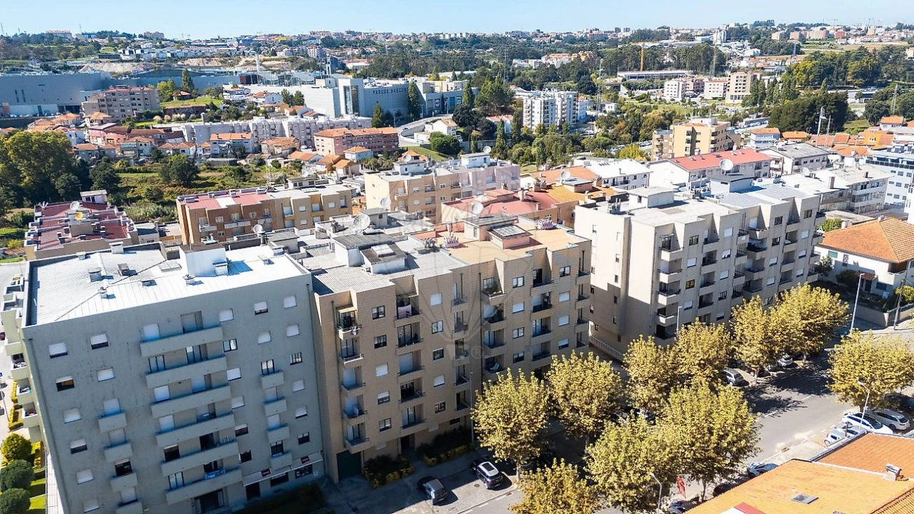 Apartamento T3 para Arrendamento em Rio Tinto Foto 4