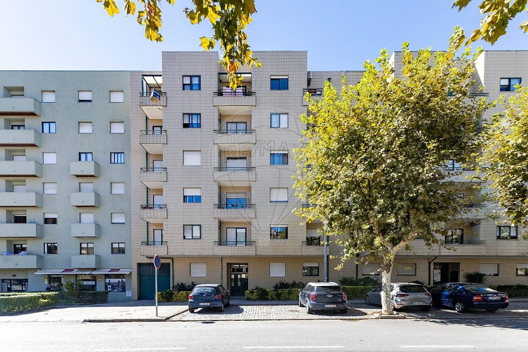 Apartamento T3 para Arrendamento em Rio Tinto Foto 5