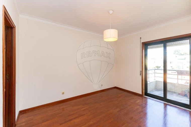 Apartamento T3 para Arrendamento em Rio Tinto Foto 23