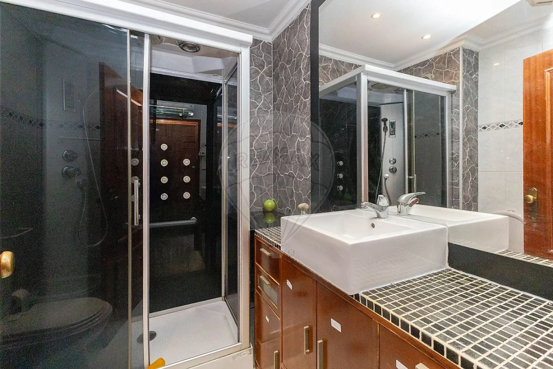 Apartamento T3 para Arrendamento em Rio Tinto Foto 20