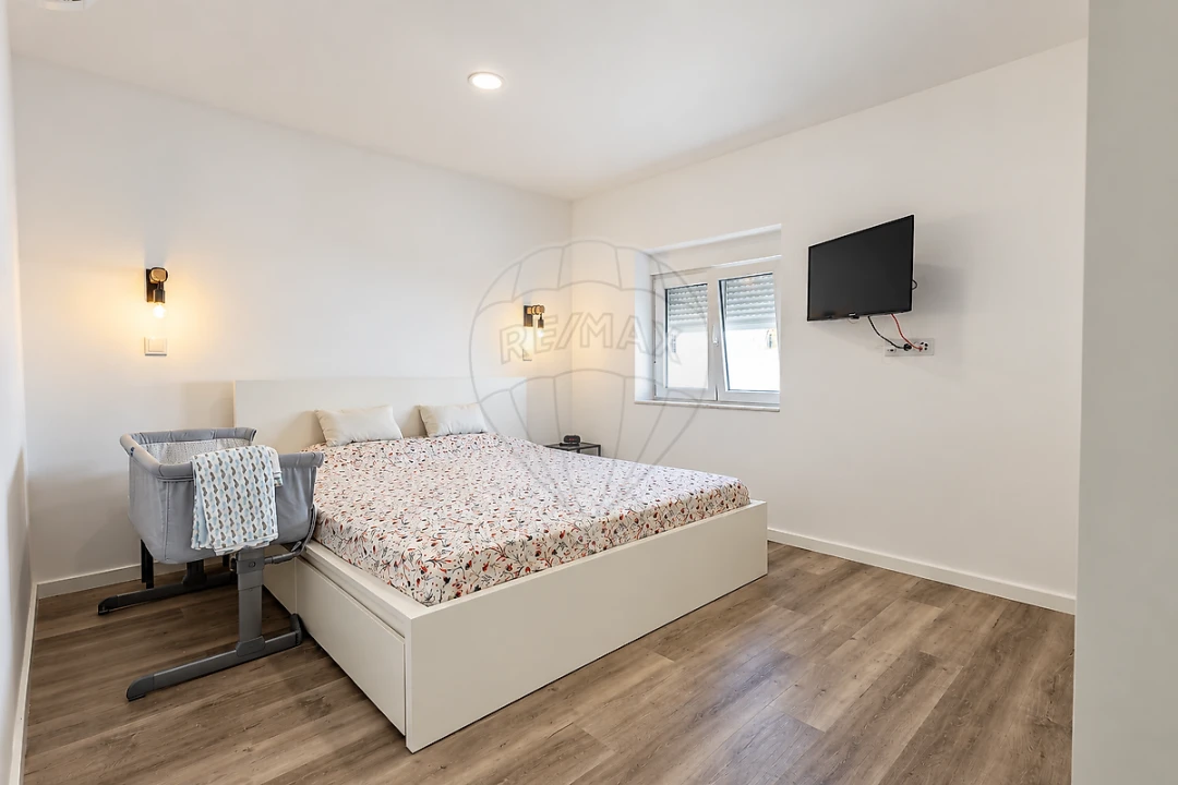 Moradia T2 para Venda em Pontevel Foto 13
