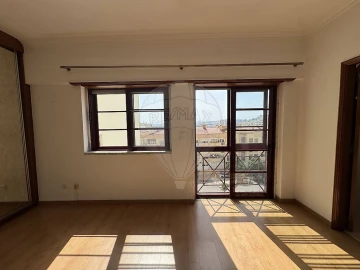 Apartamento T3 para Venda em Odivelas