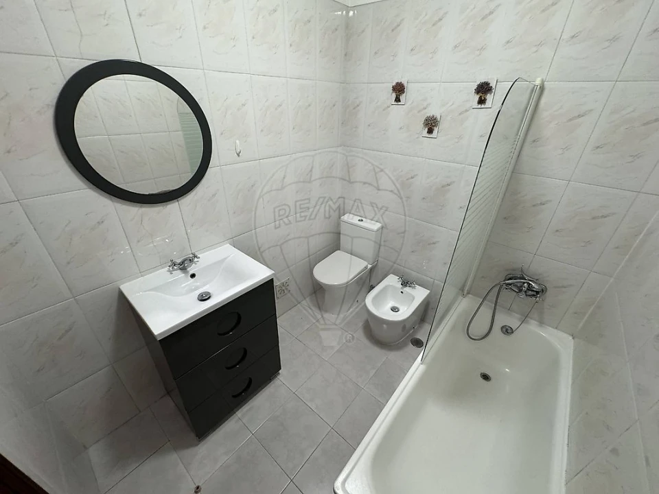Apartamento T3 para Venda em Odivelas Foto 9