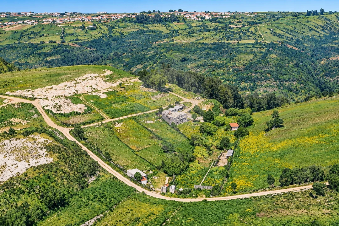 Terreno para Venda em São João das Lampas e Terrugem Foto 2