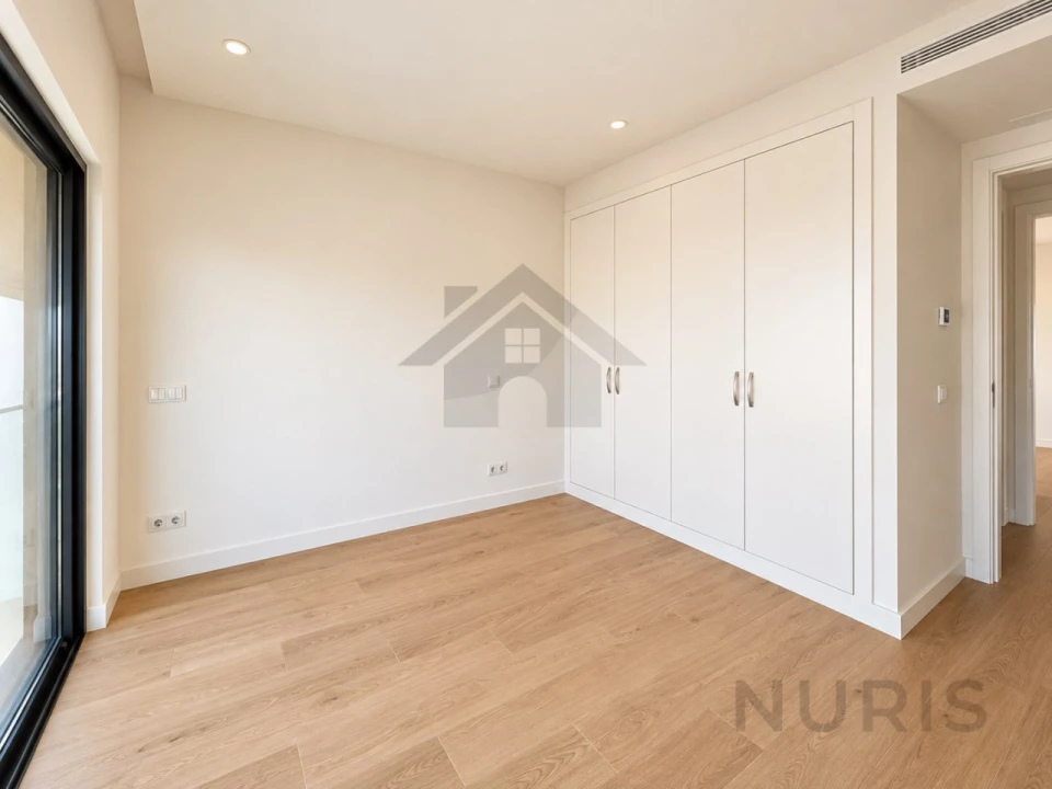 Apartamento T2 para Venda em Estômbar e Parchal Foto 11