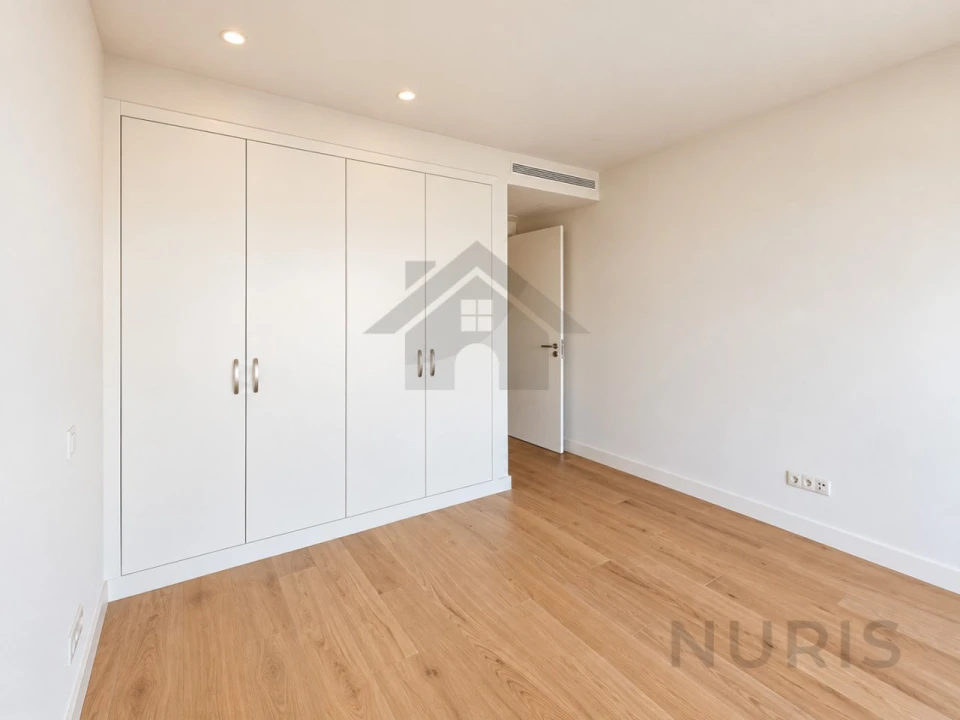 Apartamento T2 para Venda em Estômbar e Parchal Foto 12