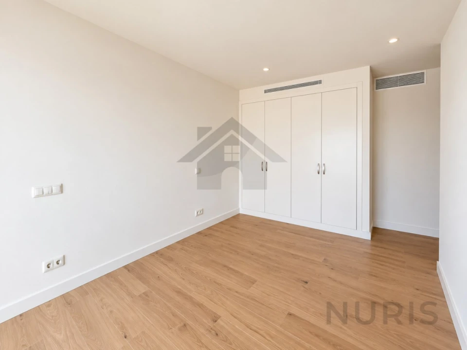 Apartamento T2 para Venda em Estômbar e Parchal Foto 16