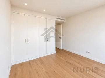 Apartamento T2 para Venda em Estômbar e Parchal