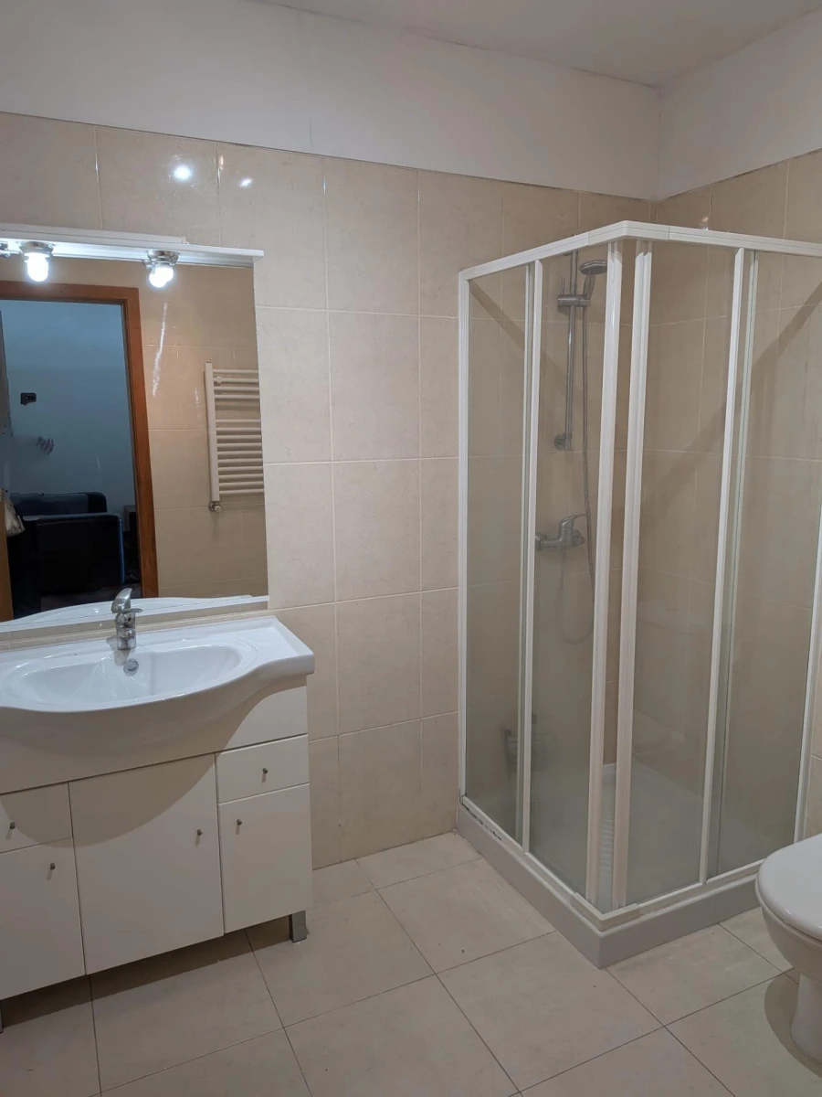 Apartamento para Venda em Gualtar Foto 5