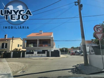 Moradia T4 para Venda em Quinta do Conde
