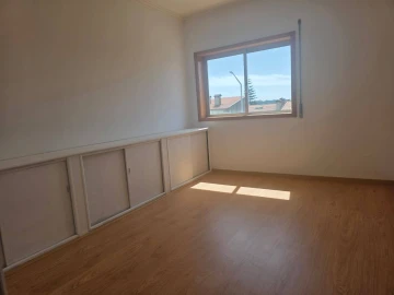 Apartamento T3 para Venda em Santa Maria da Feira, Travanca, Sanfins e Espargo