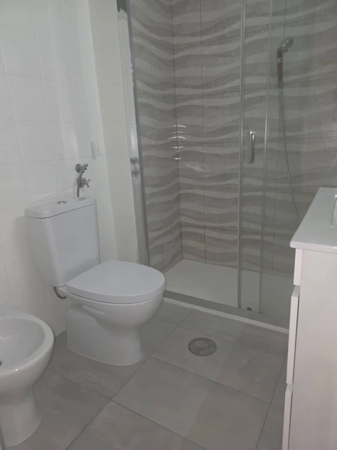 Apartamento T3 para Venda em Santa Maria da Feira, Travanca, Sanfins e Espargo