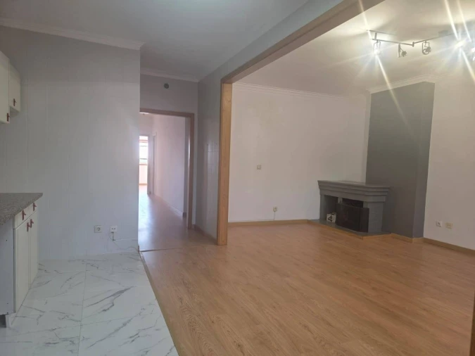 Apartamento T3 para Venda em Santa Maria da Feira, Travanca, Sanfins e Espargo Foto 3