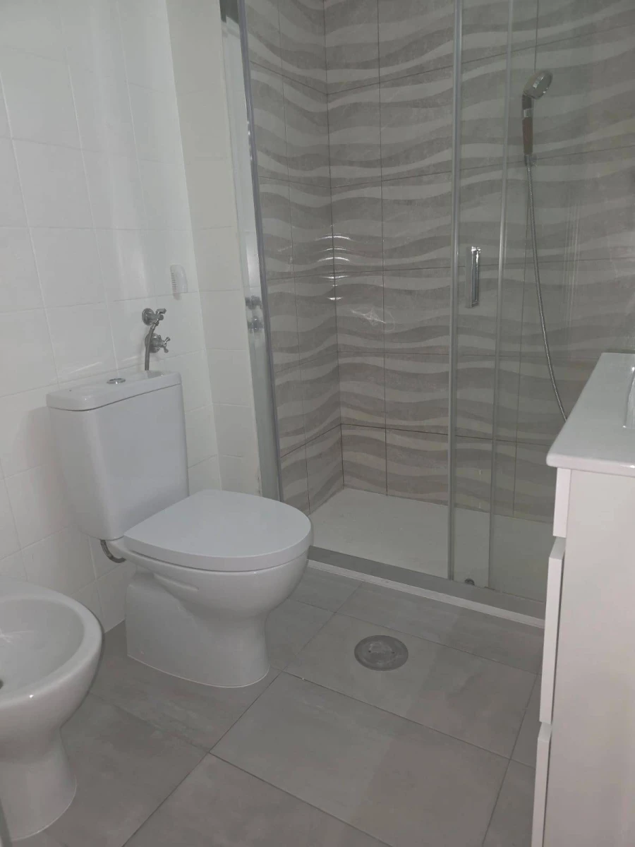 Apartamento T3 para Venda em Santa Maria da Feira, Travanca, Sanfins e Espargo Foto 7
