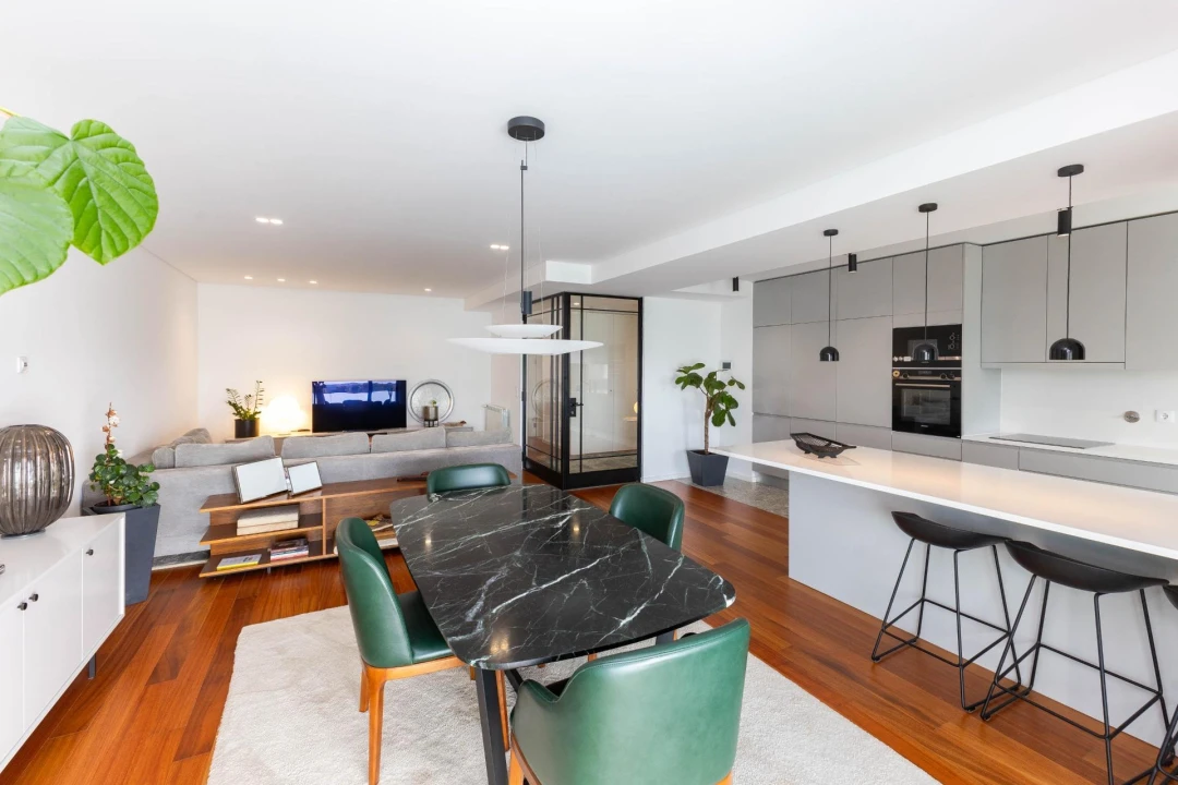 Apartamento T2 para Venda em Cidade da Maia Foto 2