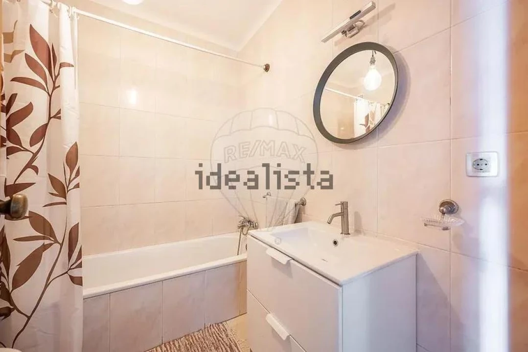 Apartamento T3 para Venda em Vila de Prado Foto 13