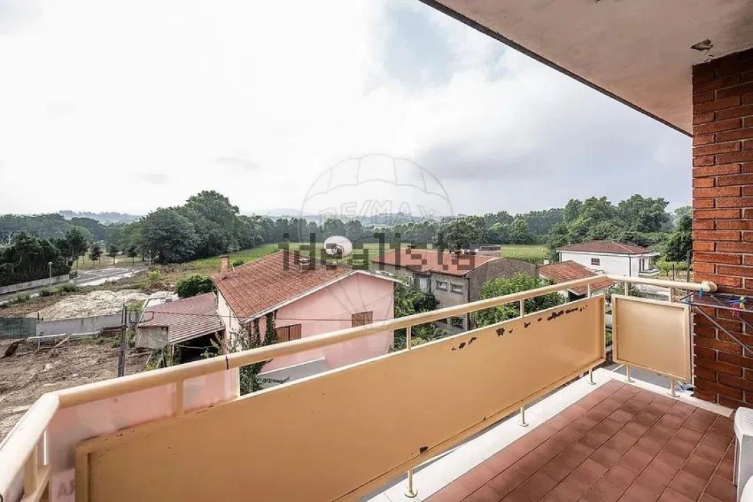 Apartamento T3 para Venda em Vila de Prado Foto 9