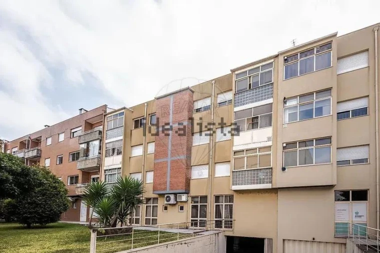 Apartamento T3 para Venda em Vila de Prado Foto 2