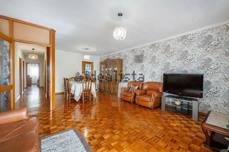 Apartamento T3 para Venda em Vila de Prado Foto 7