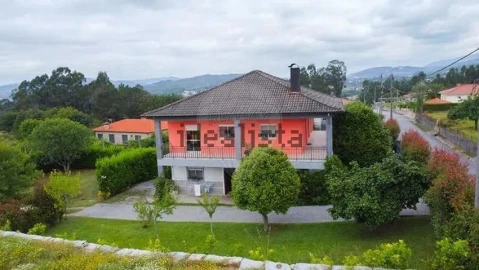 Moradia T3 para Venda em Arosa e Castelões