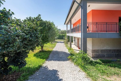 Moradia T3 para Venda em Arosa e Castelões